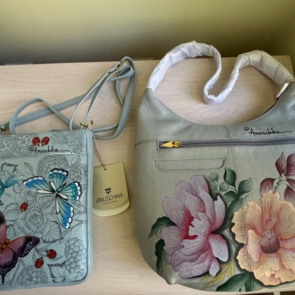 New Designer Anuschka Light Blue Floral Genuine Leather Shoulder Bag & Crossbody - Picture 4 of 11